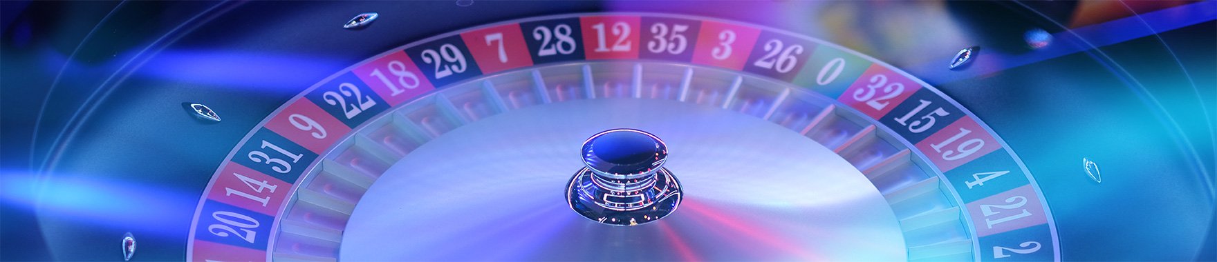 Suasana pertandingan sepak bola Liga 1 Indonesia yang ditayangkan di platform ormas88